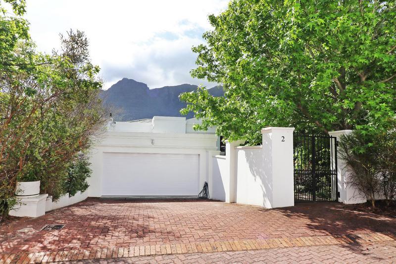 3 Bedroom Property for Sale in North Oaks Western Cape